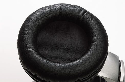 hdj-2000_ear-pad.jpg