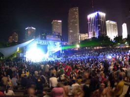ultra_music_festival_-_miami_2008.jpg