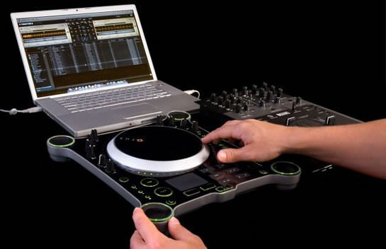 otus_with_traktor_crop.jpg