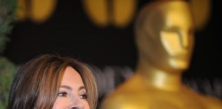Katheryn Bigelow - with Oscar statue