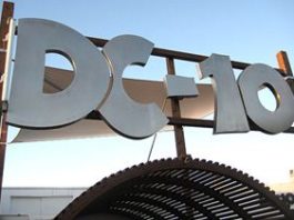 DC 10