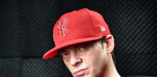 Dean Bell at Radio DEEA studio for Groove Kitchen