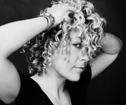 tINI, black and white portret picture