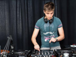 Pascalcreeps at Radio DEEA