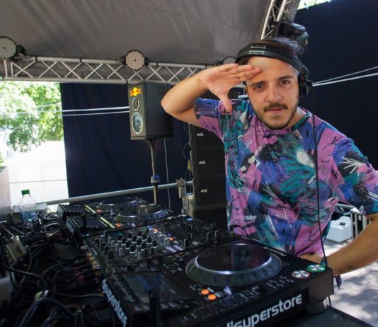 Alin Dobrikan pe scena Untold 2017