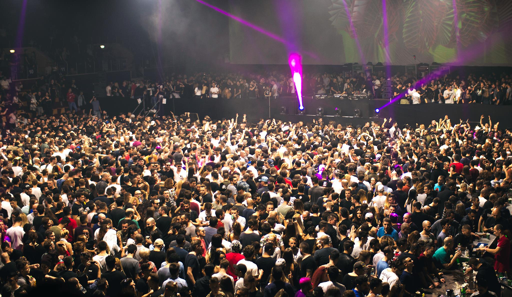 The Mission 17 years party people