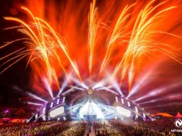 Scena festivalului Neversea - a doua zi