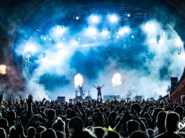 Nevrsea, fotografie cu scena main in a patra zi de festival
