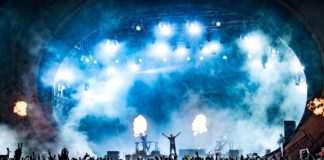 Nevrsea, fotografie cu scena main in a patra zi de festival