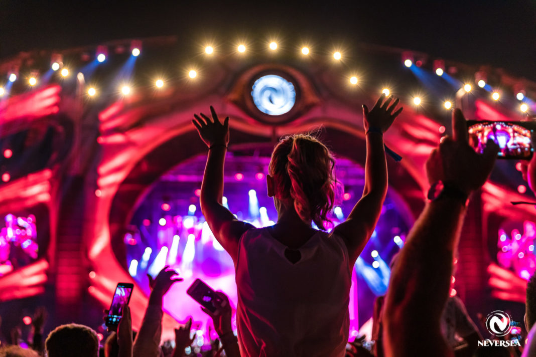 NEVERSEA2019_0705_215650-8036_AGP