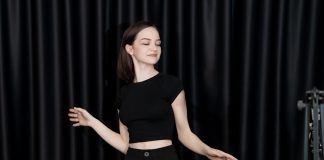 ESME, în studioul Radio DEEA