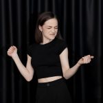ESME, în studioul Radio DEEA