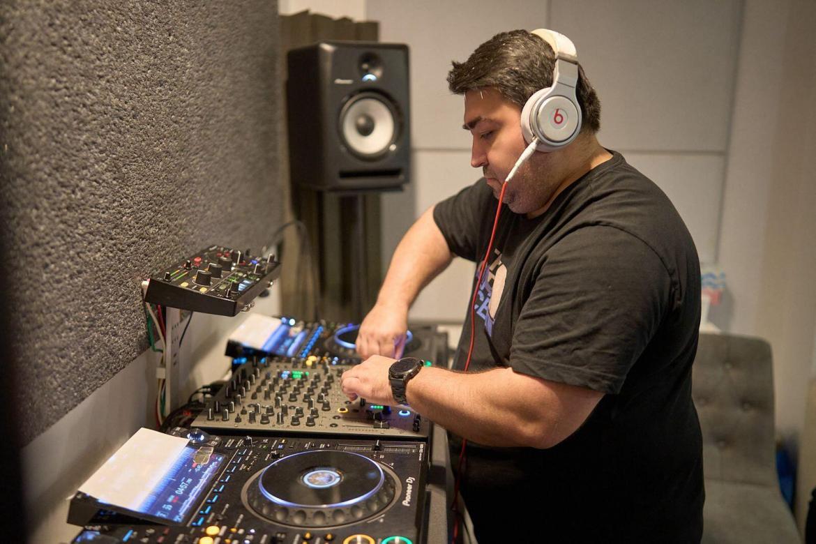Loco oCco, DJ