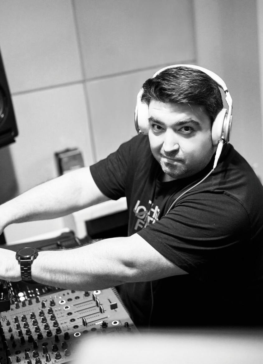 Loco oCco, DJ